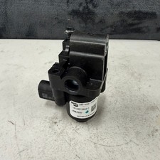 Bendix K073055 / K052287 SMS-9700 Air Brake Solenoid Valve Assembly picture