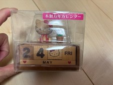 Hello Kitty wooden daily perpetual calendar SANRIO wood date block month #882 picture
