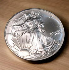 2006 SILVER EAGLE Coin- HARD TO FIND? GOT ONE HERE FOR YA DON'T MISS THIS ONE picture
