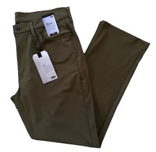 Levi's Men's 514 Straight Tech Pants, Green picture