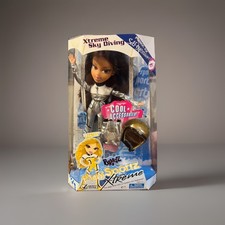 Bratz Play Sportz X-treme Sky Diving Yasmin New In Box 2008 MGA Entertainment picture