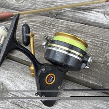 Penn 704Z Vintage Spinning Fishing Reel Black & Gold w/ Line Freshwater picture