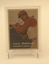 Topps 1957 Topps Frank Robinson #35 Cincinnati Redlegs Rookie (RC) Base picture