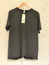 H-m Men's Grey and Black T-shirt picture