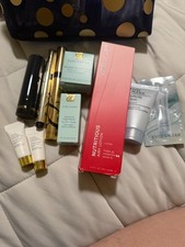 Estée Lauder skincare and makeup bundle with bag picture