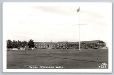 Richland Washington State RPPC 1940's Hotel View Vintage Photo Postcard WA picture
