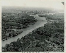 1966 Press Photo Aerial view of the Catawba River and Bridge I-85 - lra08870 picture