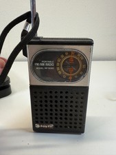 2 Vtg Sanyo Model RP-5050 Portable AM FM Radio 2 9V Battery Hong Kong Singapore picture