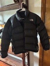 womens medium north face down puffer jacket picture