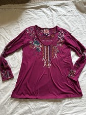 Johnny Was Tinasha Long Sleeve Raw Seam Tee Embroidered Boho Top Grape Pink S picture