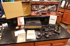 Vintage Atari 2600 Video Game Computer TV  arcade Console system  MINT  RARE picture
