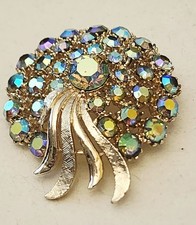 Vintage ART Signed Brooch Aurora Borealis Rhinestones Gold Tone 2