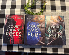 Sarah J. Maas A Court of Thorns and Roses Series 3 Books Hardcover Set picture