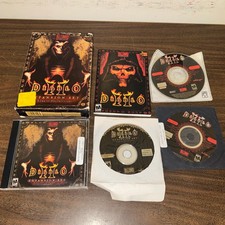 Diablo II Expansion Set: Lord of Destruction (Windows/Mac, 2002) 4 Disc Set picture