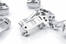CR 2WD Aluminum Traxxas Knuckles Set (COMPLETE) Fits SLASH / Rustler - Silver picture