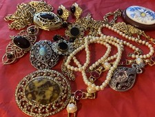 VTG jewelry Lot Victorian-style 1928 Locket Necklace Pin&Earrings Faux pearls picture