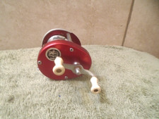 Vintage Kmart 007 Fishing Reel spins and casts freely picture