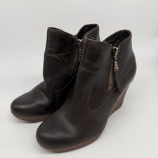 UGG Women’s Meredith Brown Leather Ankle Wedge Boots 1009948 Size US 7 picture