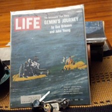 Life Magazine April 2 1965 Illustrated Gemini's Journey Grissom John Young picture