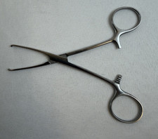Miltex 16-3 Baby Allis Tissue Forceps 4 x 5 Teeth Extra Delicate Jaws 2.5mm Wide picture