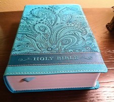 NIV Bible for Teen Girls--soft leather-touch Beautuful Caribbean Blue Embossed picture
