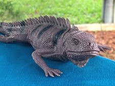 Beautifully Detailed Realistic 8
