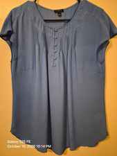 Talbots Women's L Blue Solid Pleated Round Neck Short Sleeve Button Blouse picture