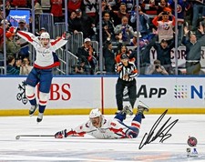 Alexander Ovechkin Signed Capitals Goal 895 Passing Gretzky Photo Fanatics picture