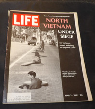LIFE MAGAZINE April 7, 1967 North Vietnam Under Siege 60s Vintage Cold War picture