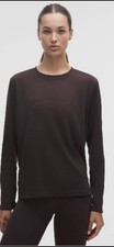 Lululemon Ladies Swiftly Relaxed Ling Sleeve Shirt, Size 10, Sequoia picture