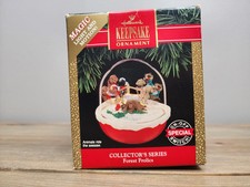 Hallmark Keepsake Ornament Collectors Series 1992 Forest Frolics --815-19 picture