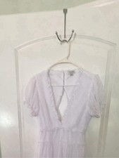 JUSTIFY WOMENS WHITE V-NECK SHORT SLEEVE DRESS SIZE SMALL MADE IN CHINA USED picture