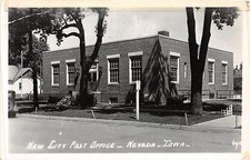 B10/ Nevada Iowa Ia Real Photo RPPC Postcard c40s New City Post Office picture