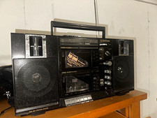 MINT Deadstock Emerson CTR960 AM/FM Dual Cassette Boombox AUX Headphone Jack picture