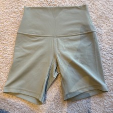 New Women's Lululemon Align HR Short 6