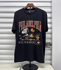 Vintage Artex Philadelphia Flyers NHL Hockey Snoopy & Woodstock Graphic Shirt picture