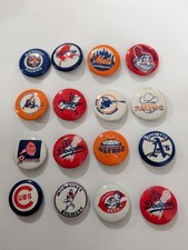vintage 1970s Major League Baseball (MLB) Tin Litho Pinback Buttons Lot picture