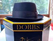 Vintage 1950s Dobbs Game Bird Fedora Hat 7 3/8 Teardrop Crown Ribbed Brim Boxed picture