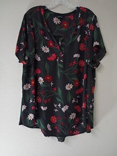 Women's Torrid Georgette Floral Split Neck Short Sleeve Top Size 3 picture