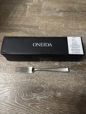 Oneida Moda 20-Piece Flatware Set - 18/10 Stainless Steel - picture