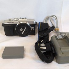 OLYMPUS PEN E PL7 Body picture