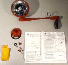 Vintage Unity 15009‑9 6″ Spotlight 26V Roof Mount – Primed – NSN 6220‑00‑063‑651 picture
