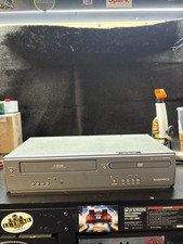 Magnavox DV200MW8 DVD/VCR VHS Combo Player No Remote Tested Works picture