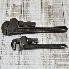 Pair Of VTG RIDGID Pipe Wrenches: 10