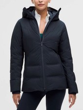 NWT BRAND NEW $398 Lululemon StretchSeal Sleet Street Jacket Size 6 Navy Puffer picture