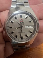 Omega Electronic f300 Hz Geneve Chronometer 198.020 Day Date Tuning Fork Watch picture