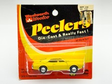 PLAYART Peelers #7107 AMC JAVELIN SST Yellow NEW in BLISTER  picture
