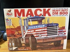 1/25 MPC Mack DM800 Semi Tractor Cab - Plastic Model Truck Vehicle Kit NIB RARE picture