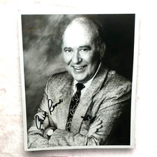 Carl Reiner – Signed Vintage Celebrity Autograph Photo picture