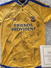 Southampton FC 2002-03 Team Auto Soccer Jersey English Championship League w/COA picture
